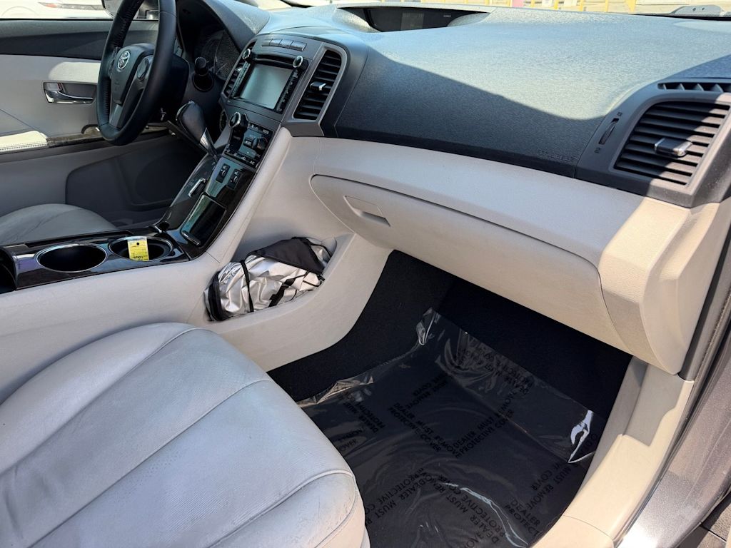 Thumbnail: 2013 Toyota Venza - 7