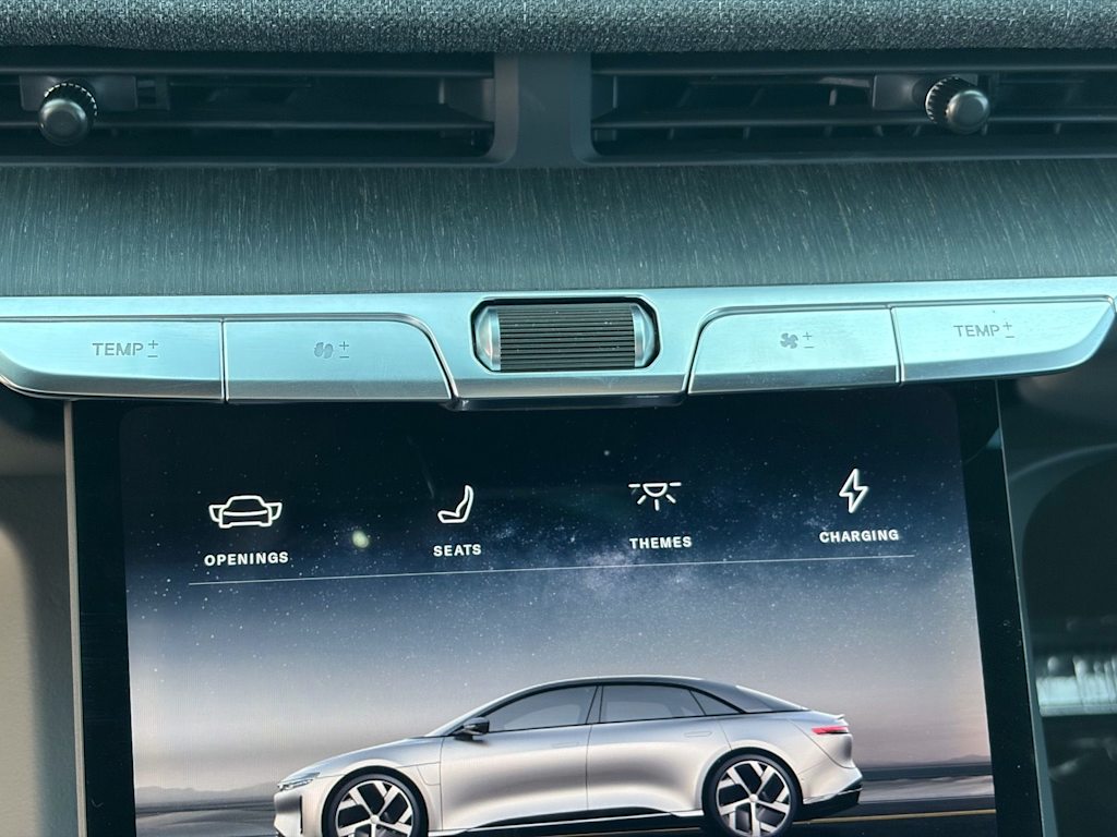 Thumbnail: 2023 Lucid Air - 32