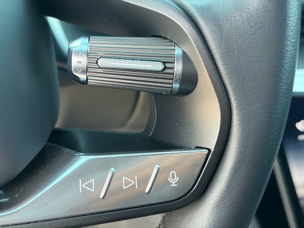 Thumbnail: 2023 Lucid Air - 29