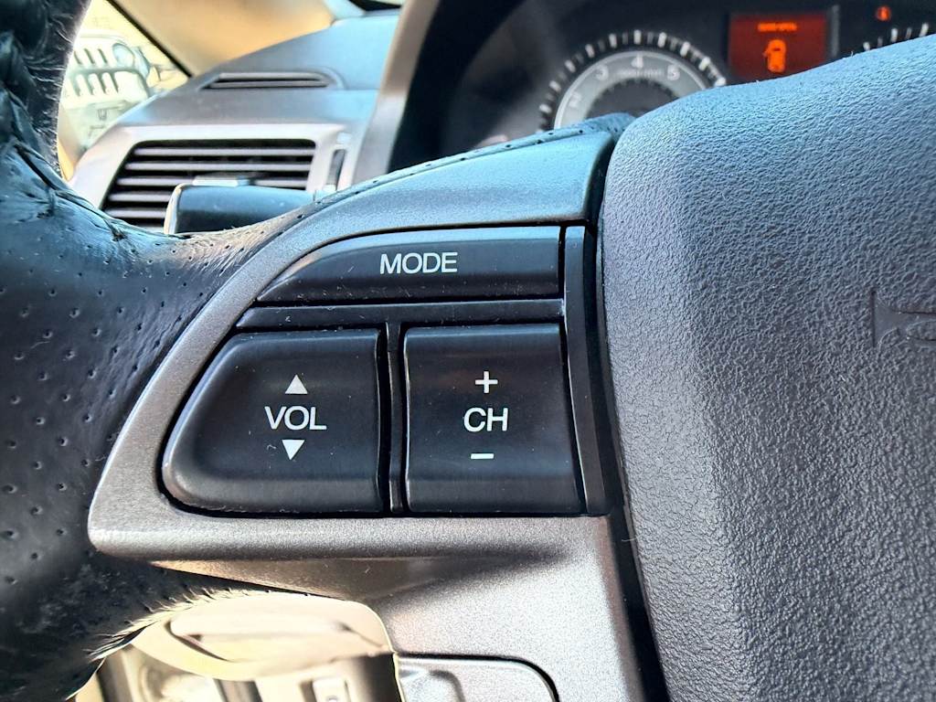 Thumbnail: 2016 Honda Odyssey - 24