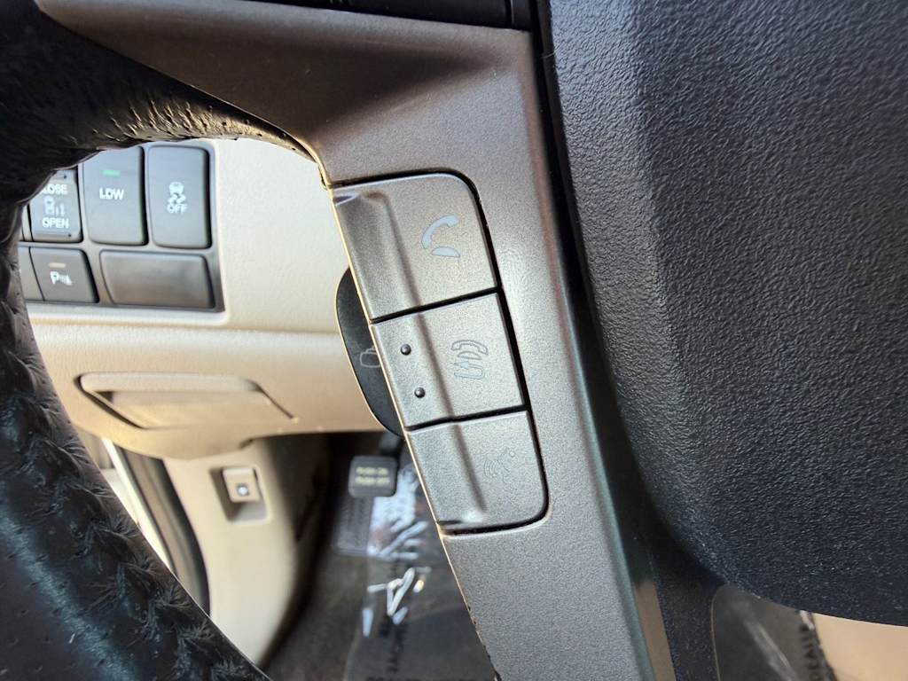 Thumbnail: 2016 Honda Odyssey - 14