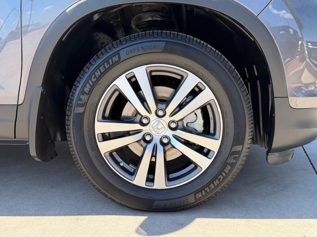 Thumbnail: 2018 Honda Pilot - 7