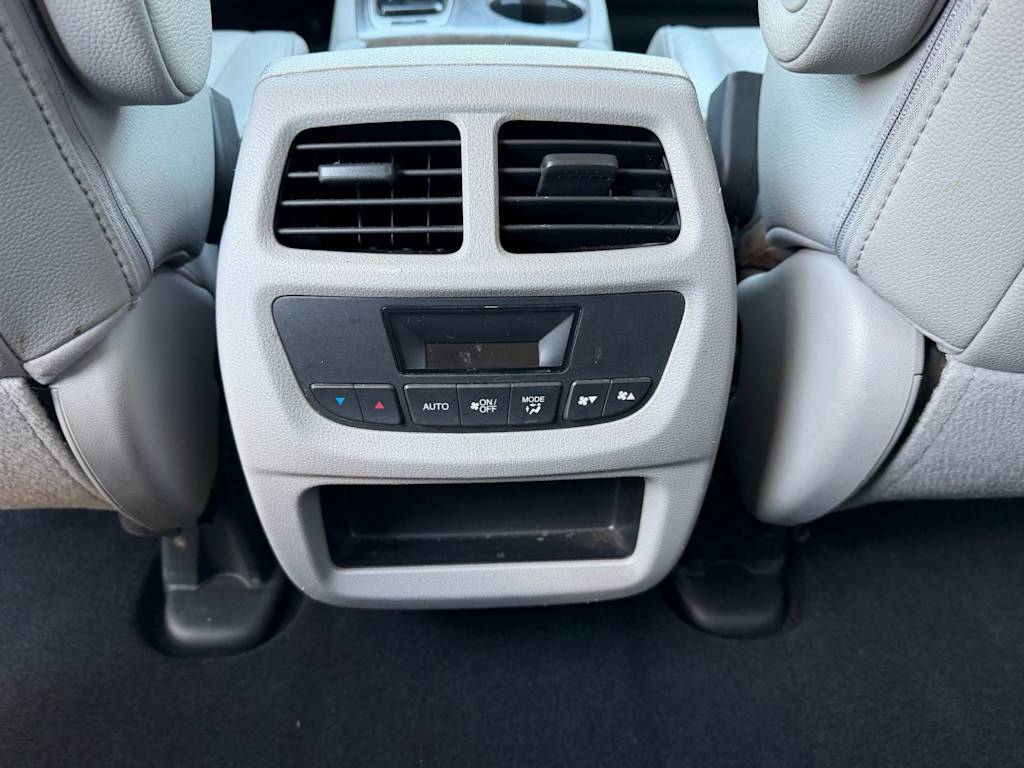Thumbnail: 2018 Honda Pilot - 22