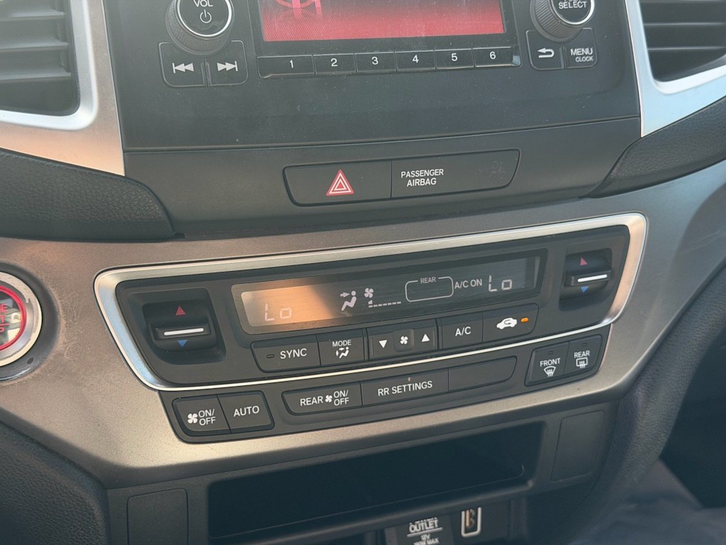 Thumbnail: 2019 Honda Passport - 14