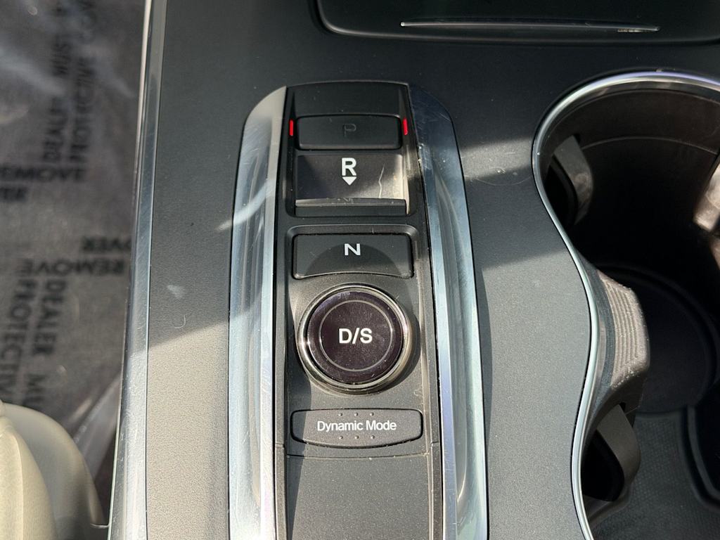 Thumbnail: 2017 Acura MDX - 11