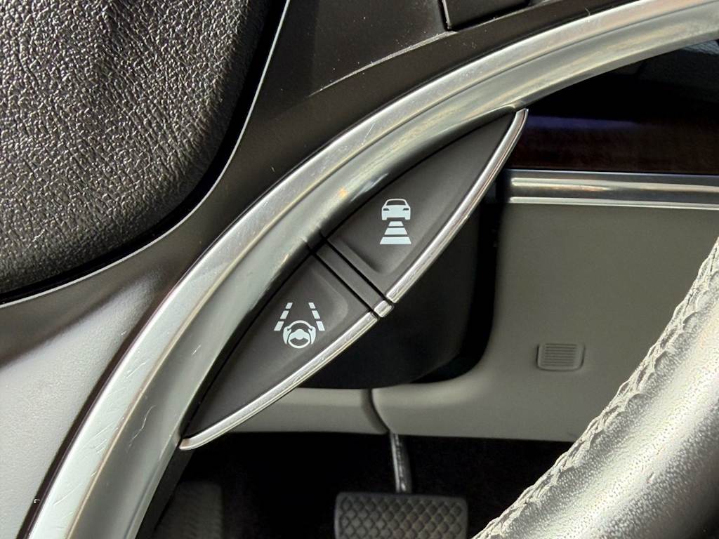 Thumbnail: 2017 Acura MDX - 26