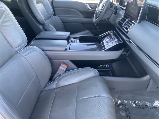 Thumbnail: 2018 Lincoln Navigator - 23