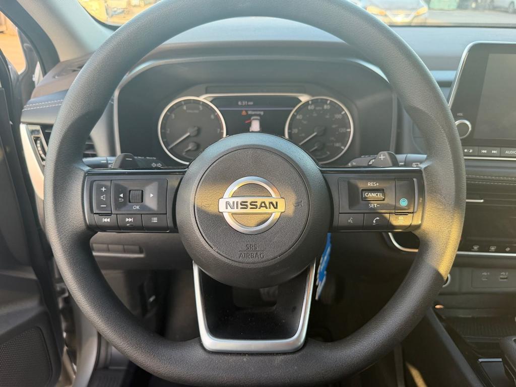 Thumbnail: 2021 Nissan Rogue - 2