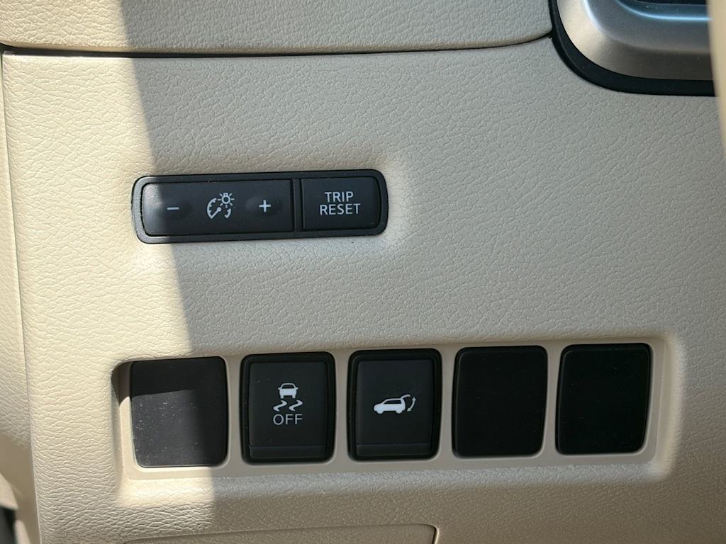 Thumbnail: 2017 Nissan Murano - 23