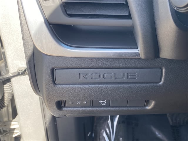 2024 Nissan Rogue S 35