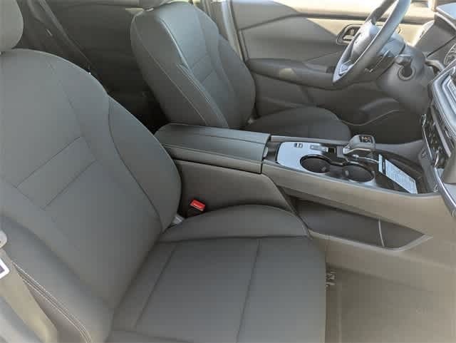 Thumbnail: 2026 Nissan Rogue - 9