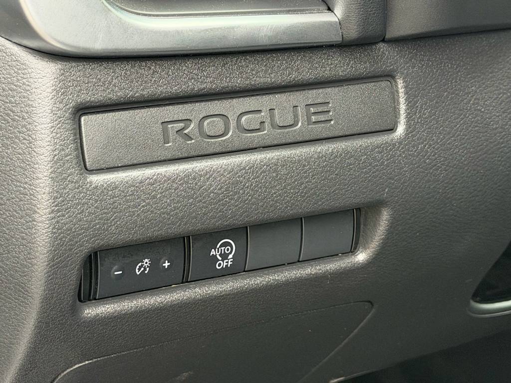 Thumbnail: 2025 Nissan Rogue - 21
