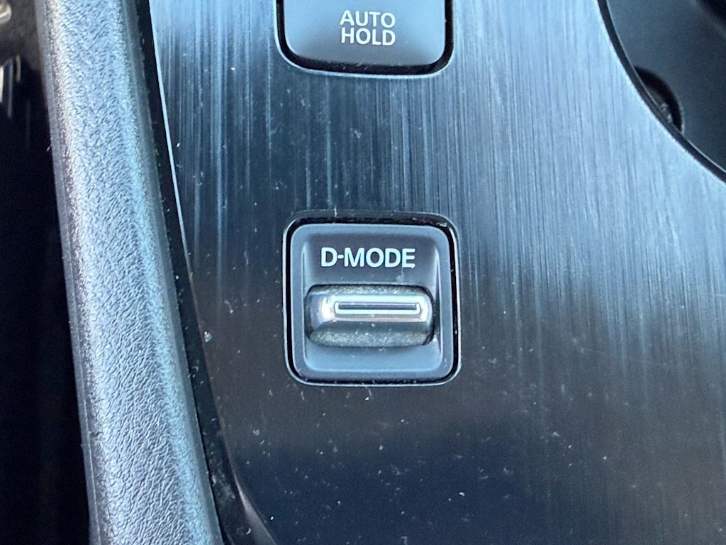 Thumbnail: 2023 Nissan Rogue - 30