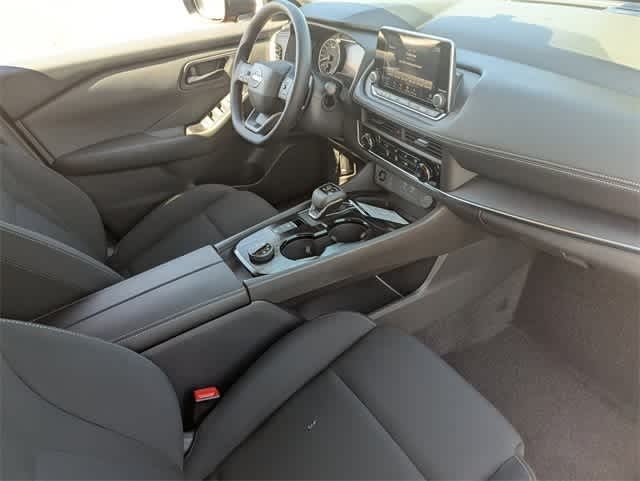 Thumbnail: 2026 Nissan Rogue - 2