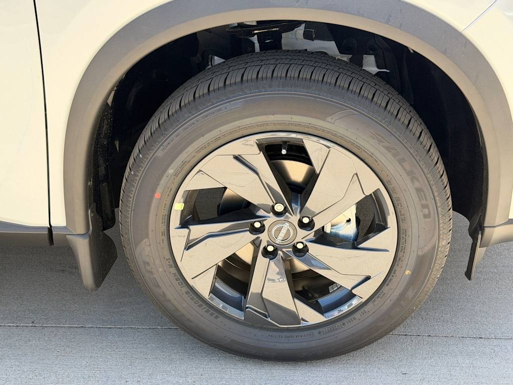 Thumbnail: 2026 Nissan Rogue - 7