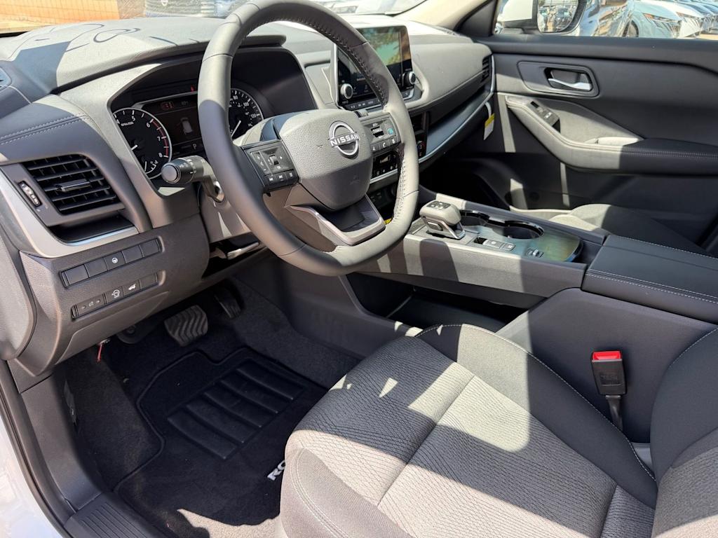 Thumbnail: 2026 Nissan Rogue - 2