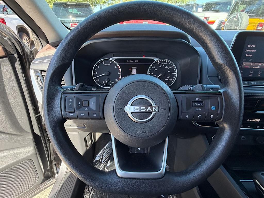 Thumbnail: 2022 Nissan Rogue - 8