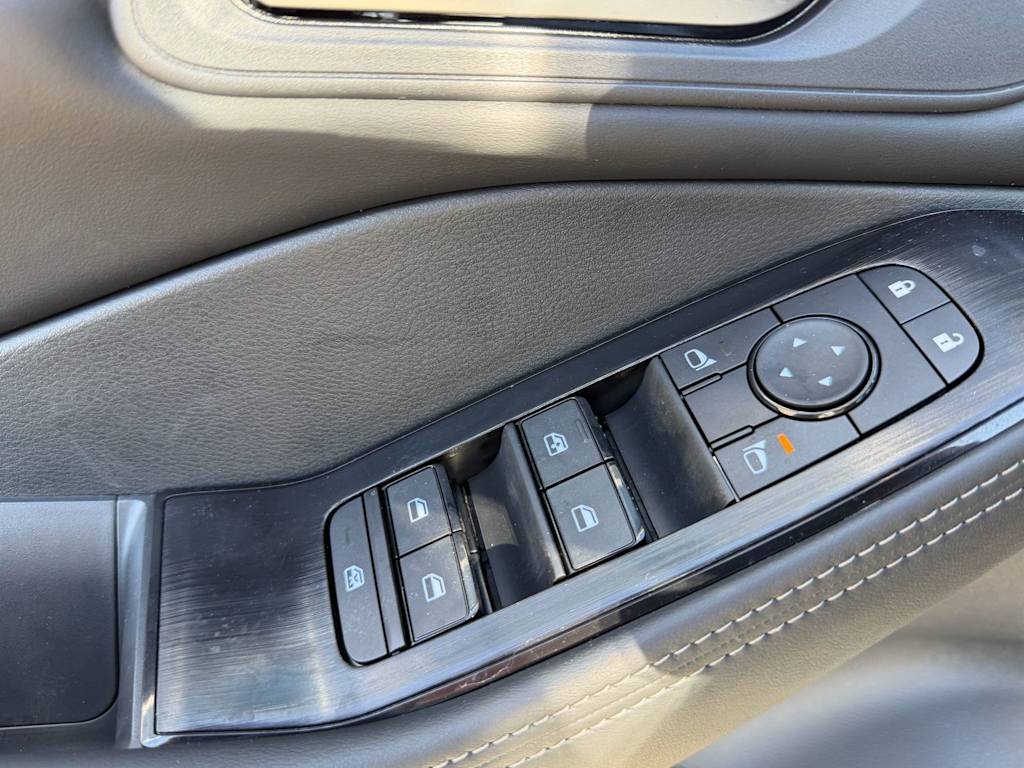 Thumbnail: 2026 Nissan Rogue - 26