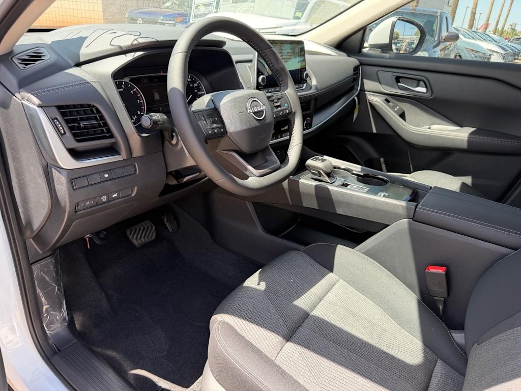 Thumbnail: 2026 Nissan Rogue - 2