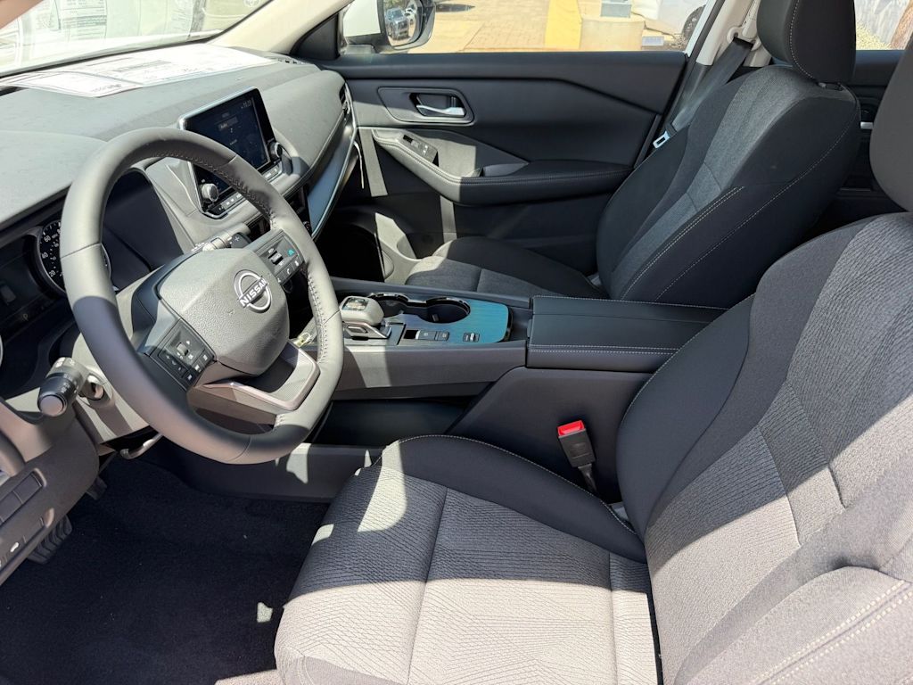 Thumbnail: 2026 Nissan Rogue - 18