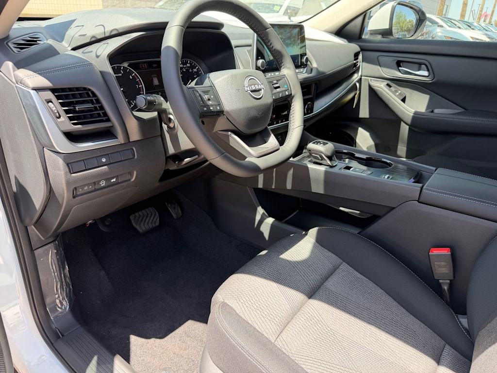 Thumbnail: 2026 Nissan Rogue - 2