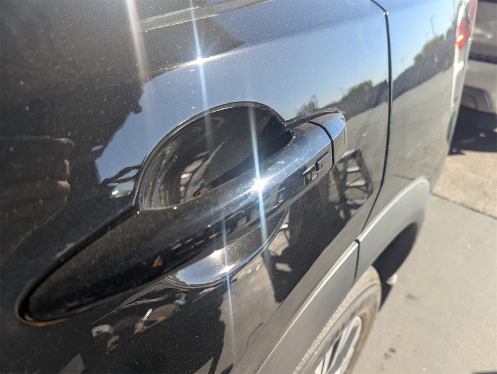 Thumbnail: 2023 Nissan Rogue - 21