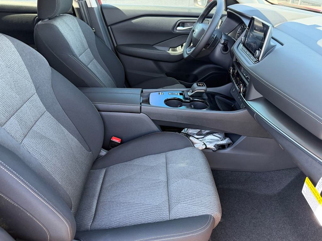 Thumbnail: 2026 Nissan Rogue - 8