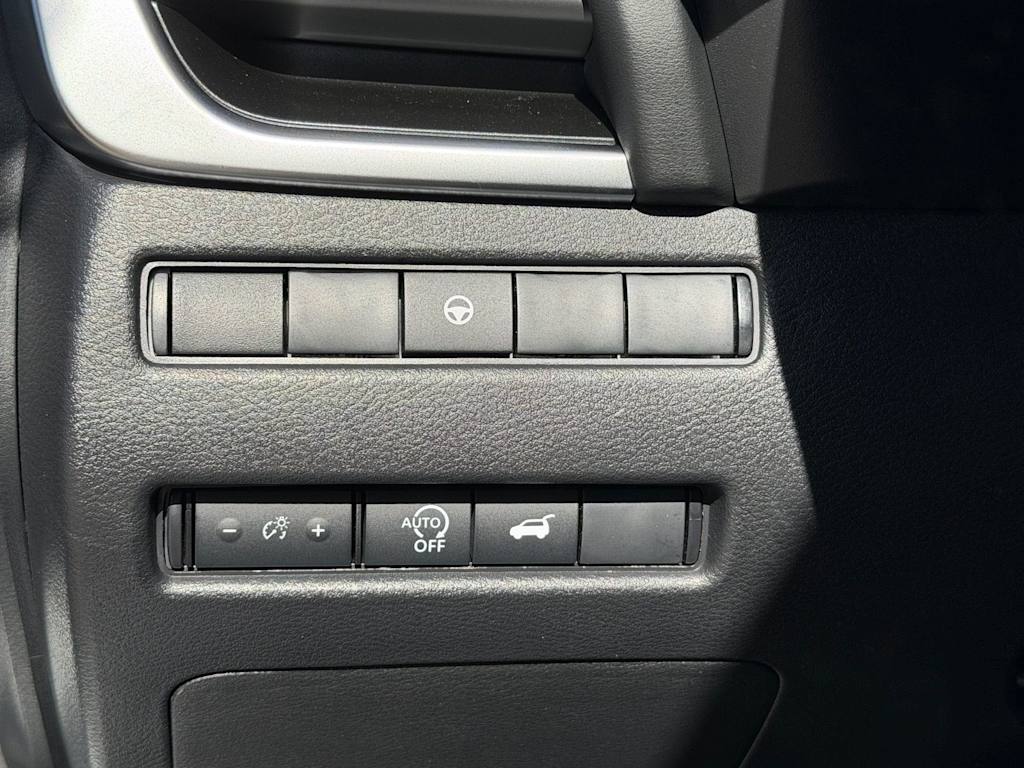 Thumbnail: 2026 Nissan Rogue - 16