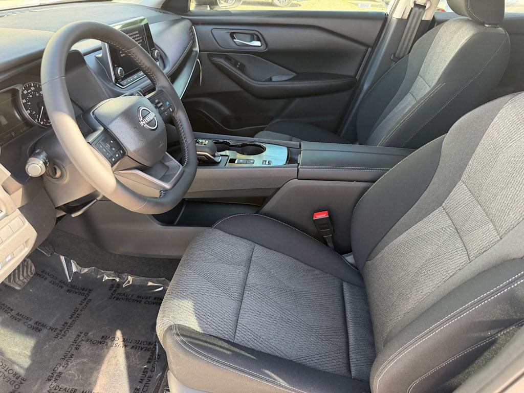 Thumbnail: 2026 Nissan Rogue - 6