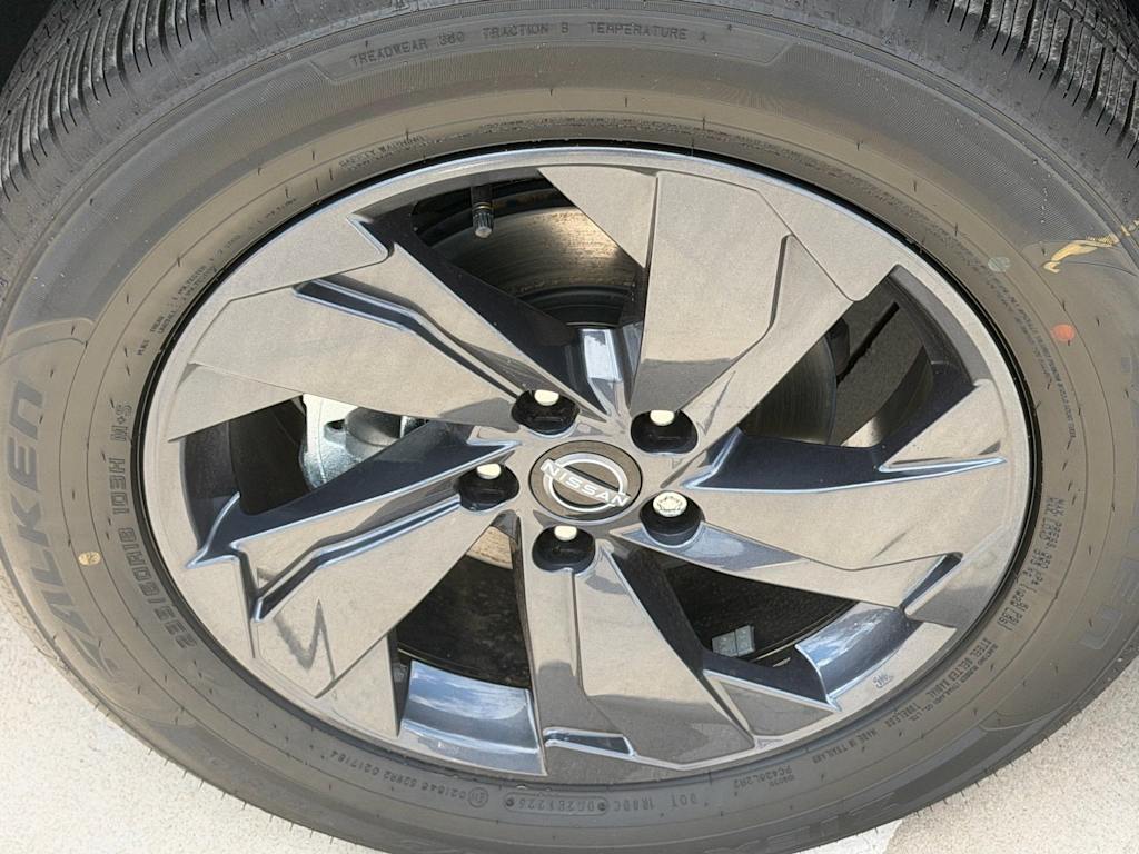 Thumbnail: 2026 Nissan Rogue - 6