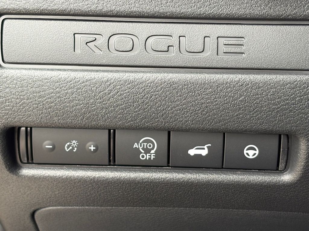 Thumbnail: 2026 Nissan Rogue - 26