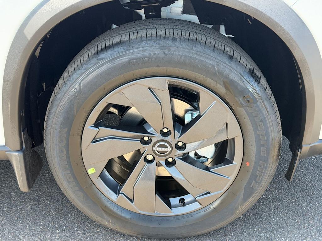 Thumbnail: 2026 Nissan Rogue - 7