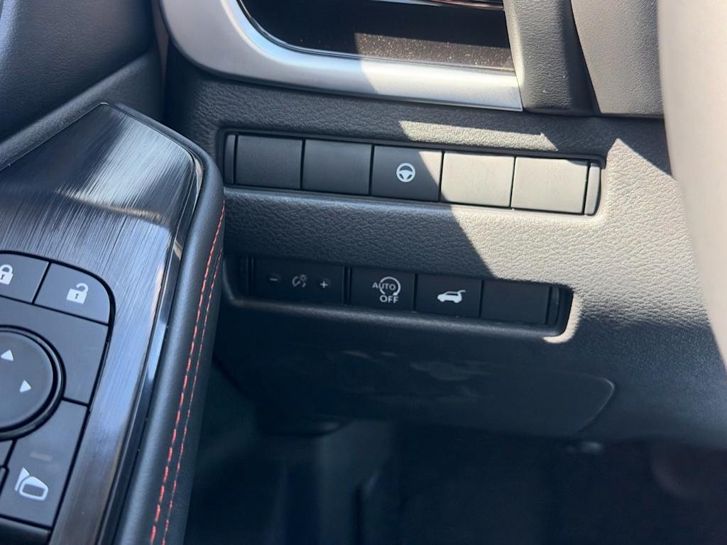 Thumbnail: 2026 Nissan Rogue - 24