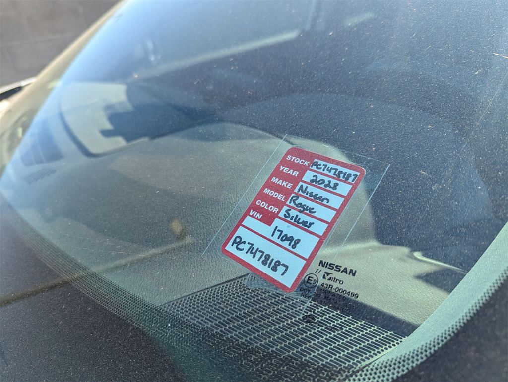 Thumbnail: 2023 Nissan Rogue - 24