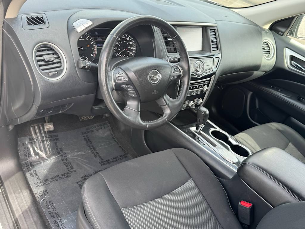 Thumbnail: 2020 Nissan Pathfinder - 2