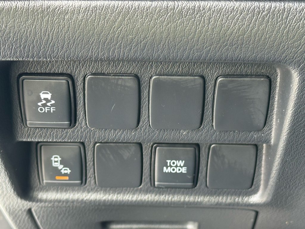 Thumbnail: 2020 Nissan Pathfinder - 26