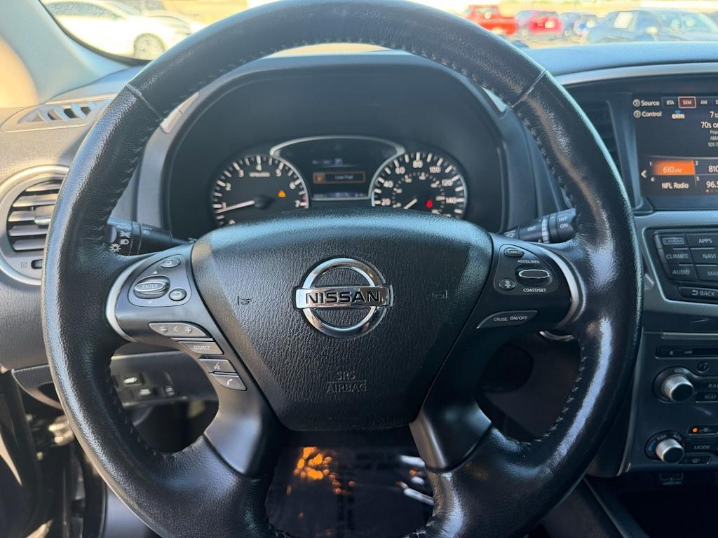 Thumbnail: 2020 Nissan Pathfinder - 2
