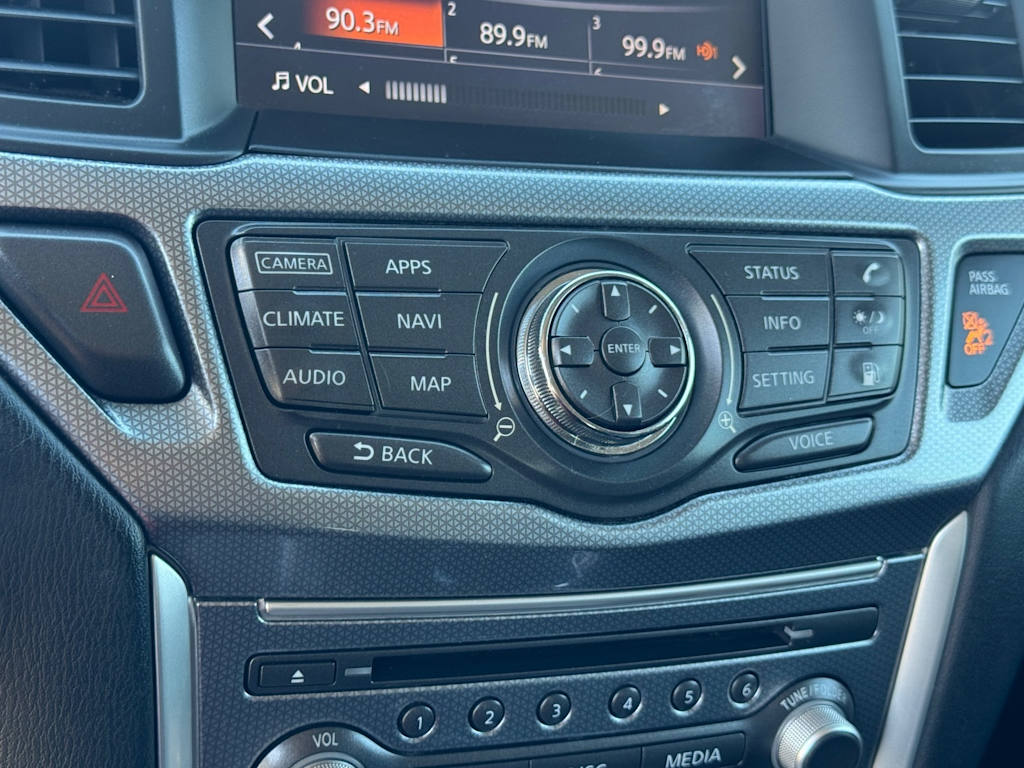 Thumbnail: 2018 Nissan Pathfinder - 29