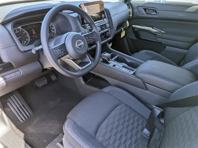 Thumbnail: 2024 Nissan Pathfinder - 2