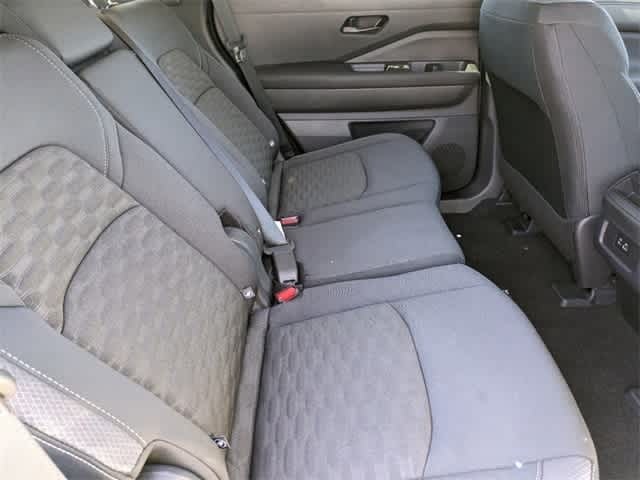 Thumbnail: 2024 Nissan Pathfinder - 11