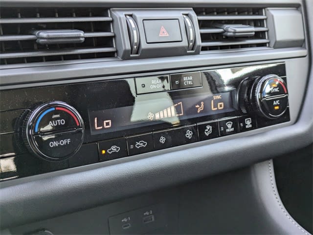 2024 Nissan Pathfinder S 20