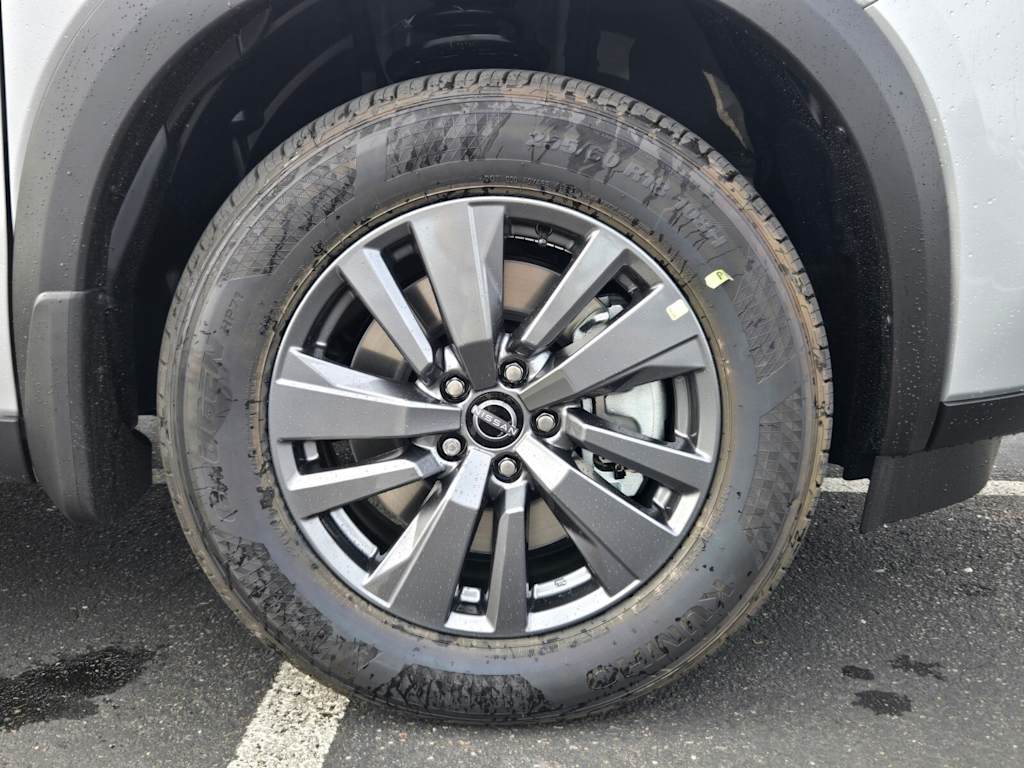 Thumbnail: 2025 Nissan Pathfinder - 7