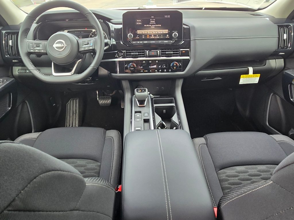 Thumbnail: 2025 Nissan Pathfinder - 2