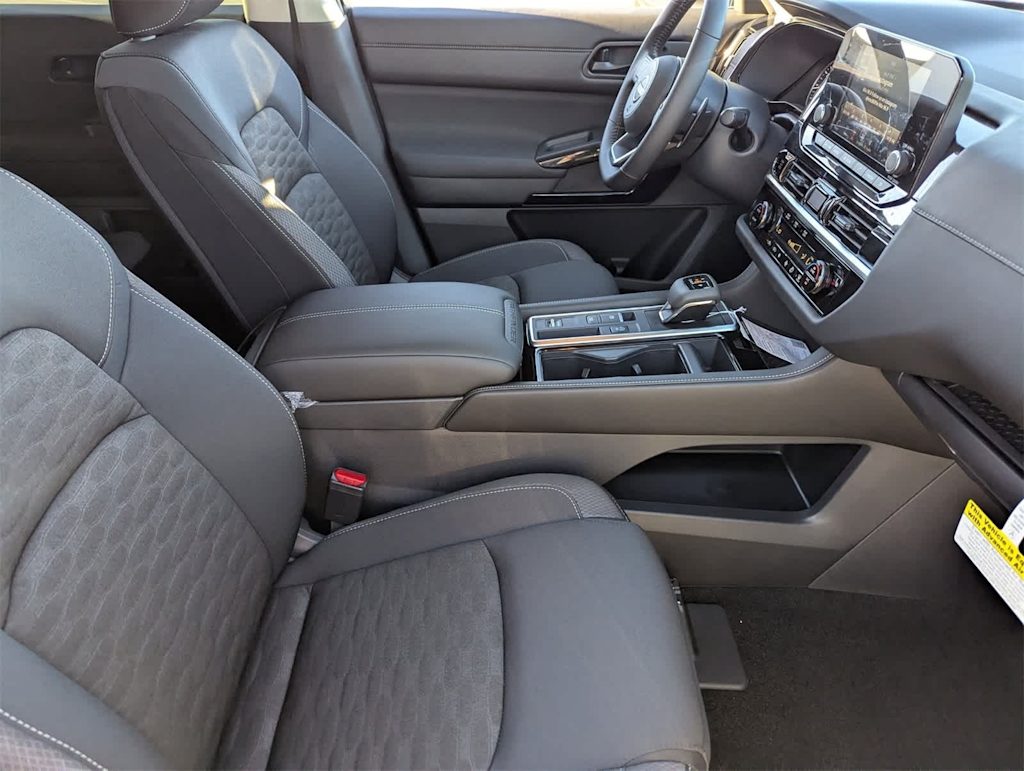 Thumbnail: 2025 Nissan Pathfinder - 19