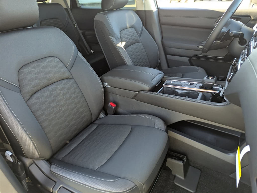 Thumbnail: 2025 Nissan Pathfinder - 9