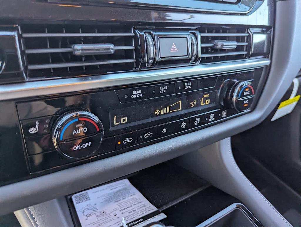 Thumbnail: 2025 Nissan Pathfinder - 24