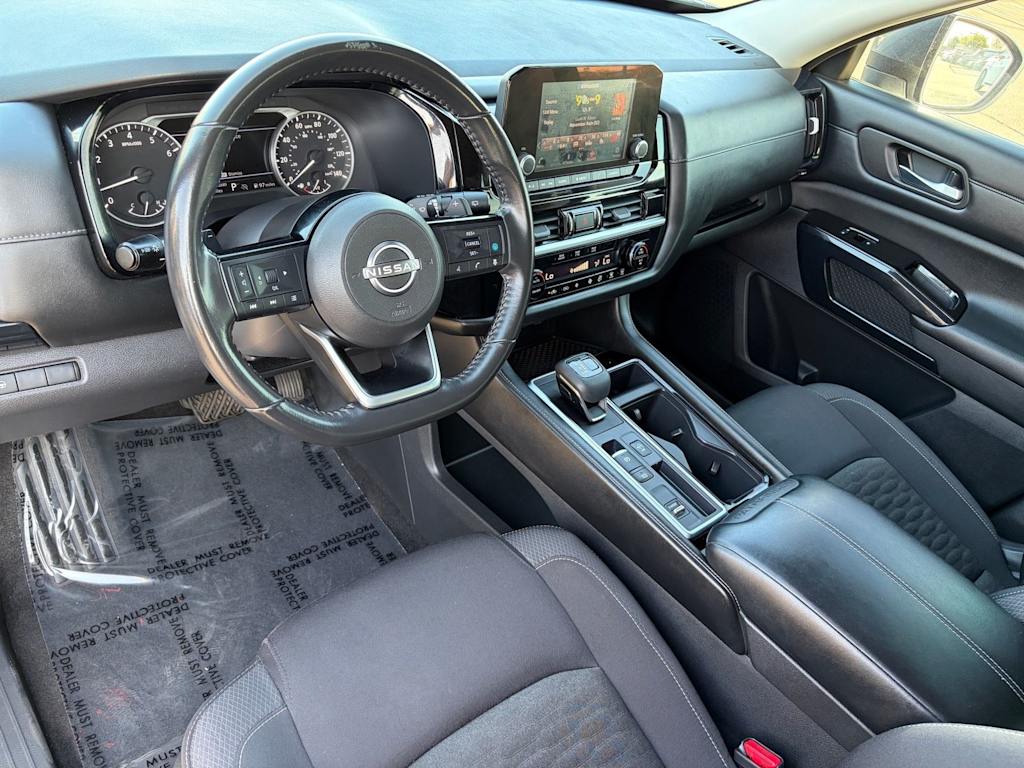 Thumbnail: 2022 Nissan Pathfinder - 2
