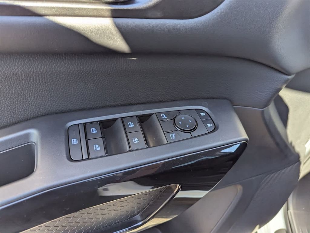 Thumbnail: 2025 Nissan Pathfinder - 23