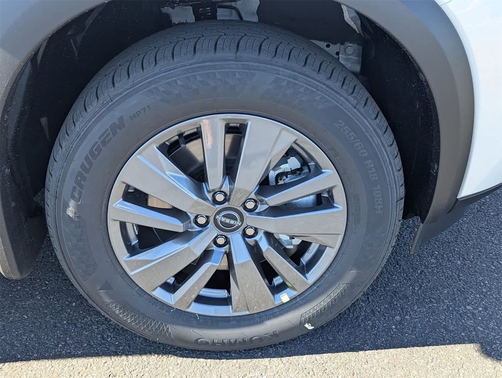 Thumbnail: 2025 Nissan Pathfinder - 6