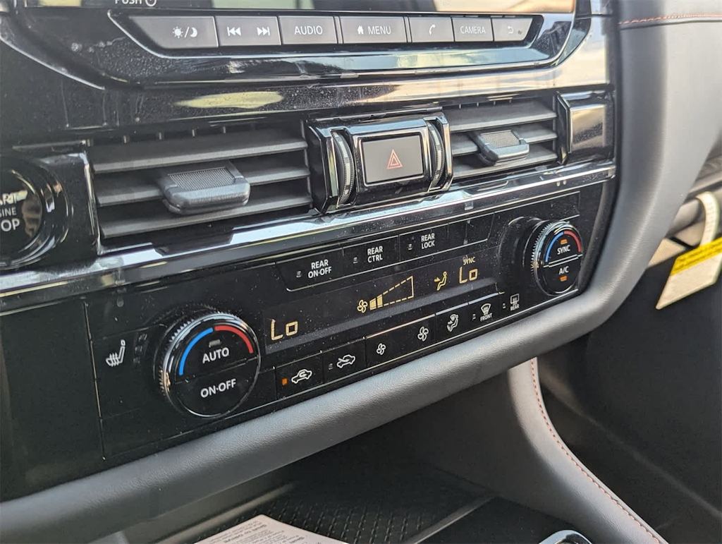 Thumbnail: 2025 Nissan Pathfinder - 26